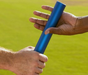 爱游戏-分区决赛最新形势：本菲卡高居榜首，北京首钢强势追赶，冠军归属成迷