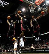 包含NBA经典比赛重温,球迷热切期待回忆的词条