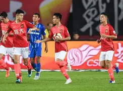 广州富力战平江苏苏宁，双方实力均衡的简单介绍