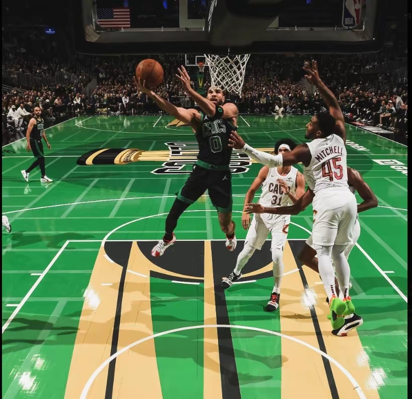 球场风云！NBA比赛中球队实力较量